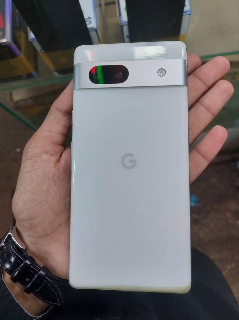 Google Pixel 7a 4