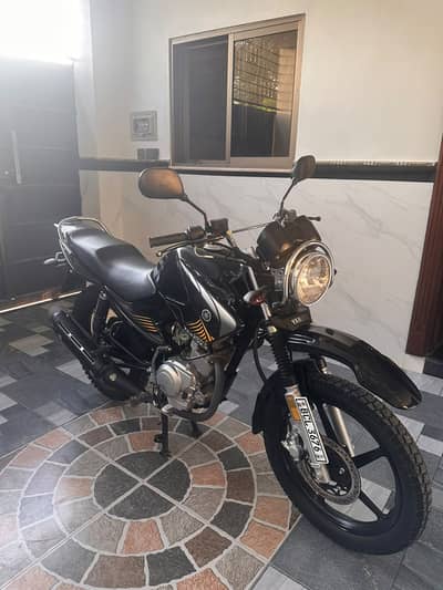 Yamaha YBR 125G 2025