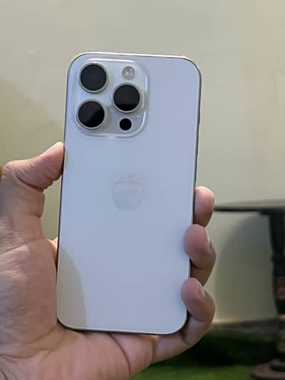 Apple iPhone 15 Pro