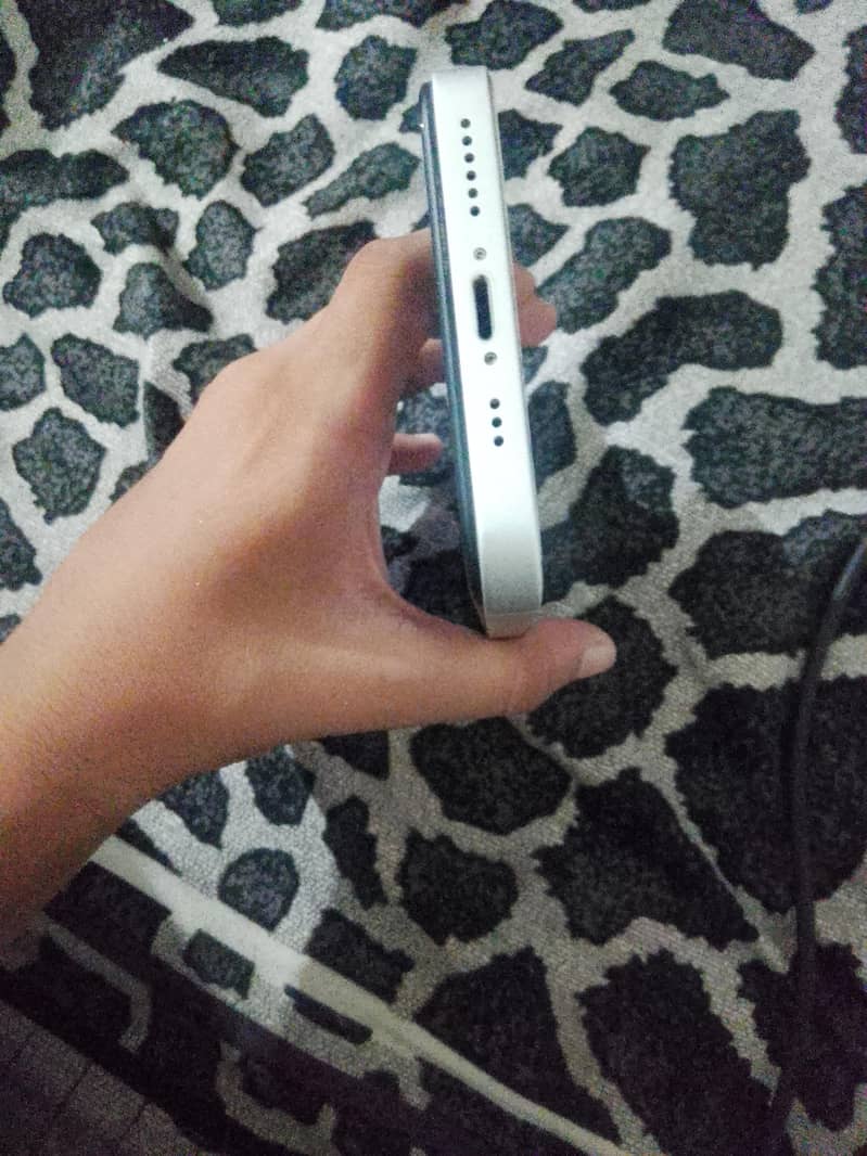 Apple iPhone X 3