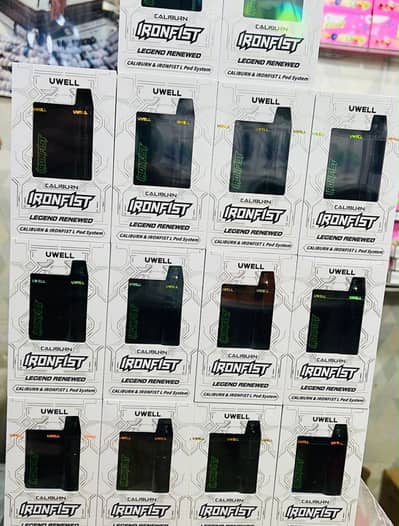 Uwell iron fist box pack with 2 extra coils