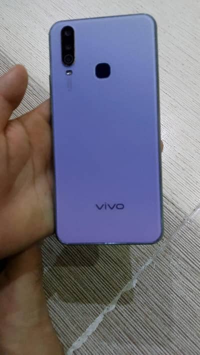 Vivo Y17