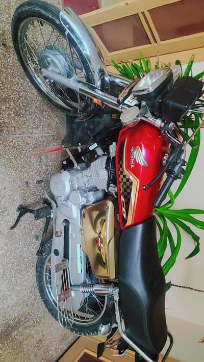 honda 125 Gold edition just 20k  janeon mileage titel janeon bike