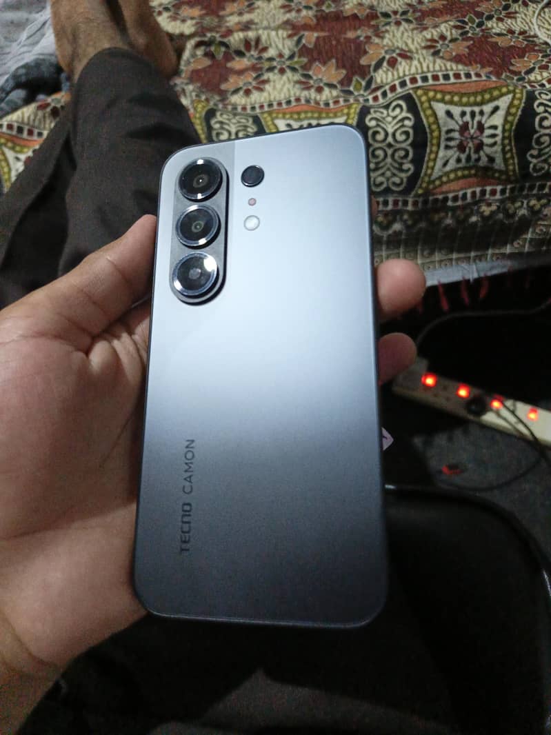 Tecno CAMON 50 0