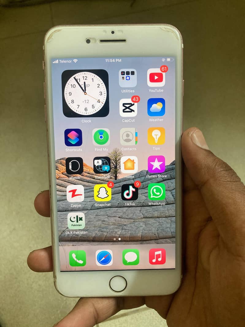 Apple iPhone 7 Plus 6