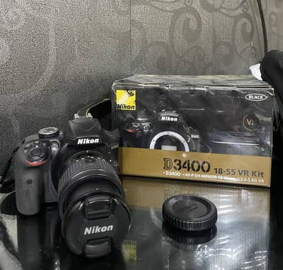 Nikon D3400 DSLR Camera with 18-55mm VR lens
