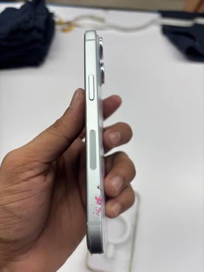Apple iPhone 15
