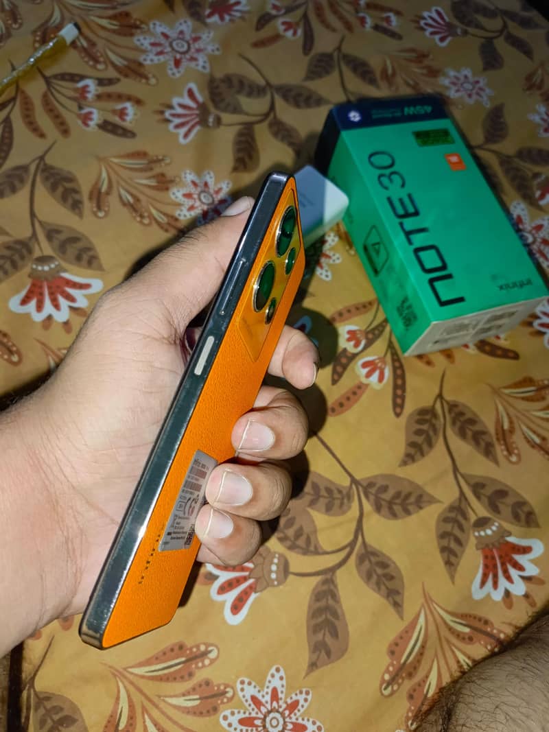 Infinix Note 30 4