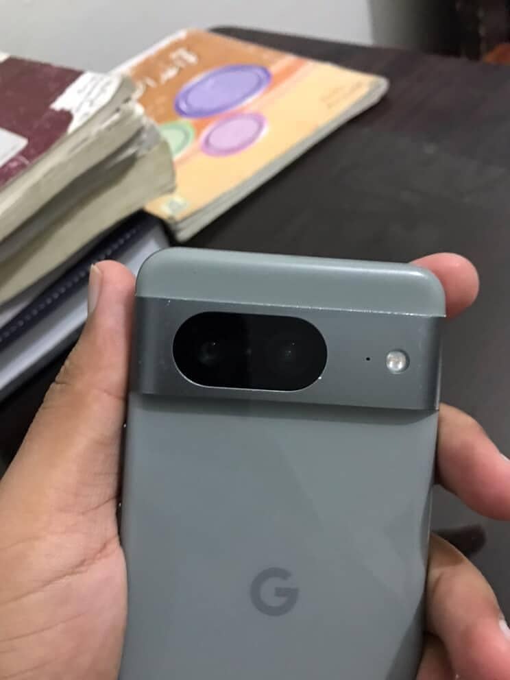 Google Pixel 8 5