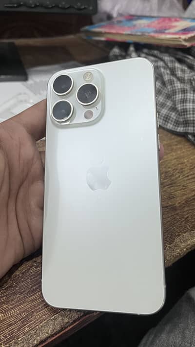 Apple iPhone 15 Pro Max