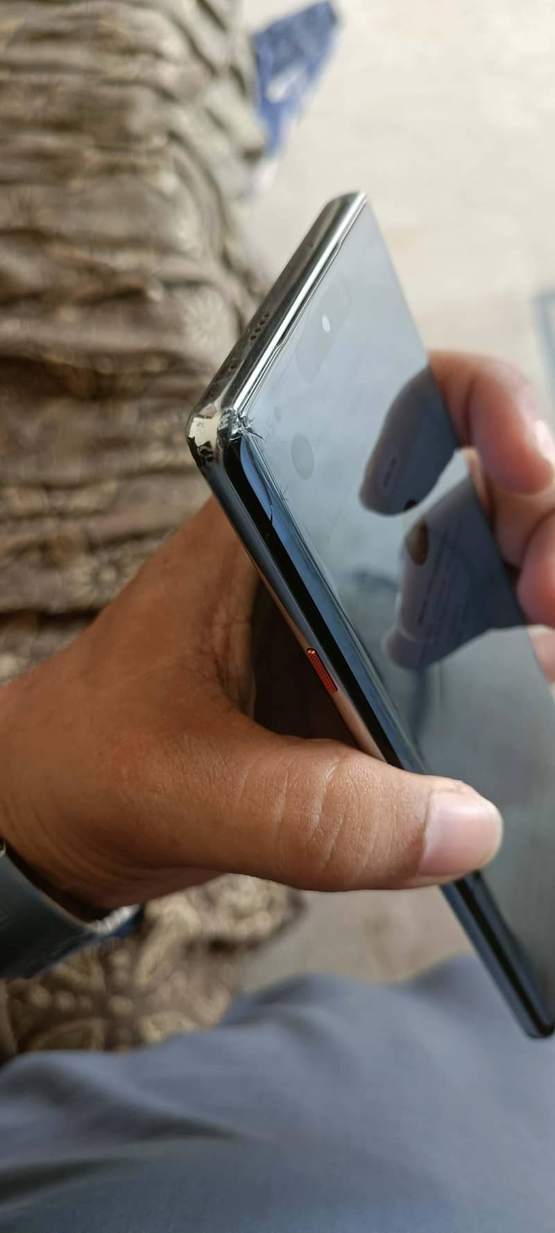 Tecno CAMON 40 Pro 9