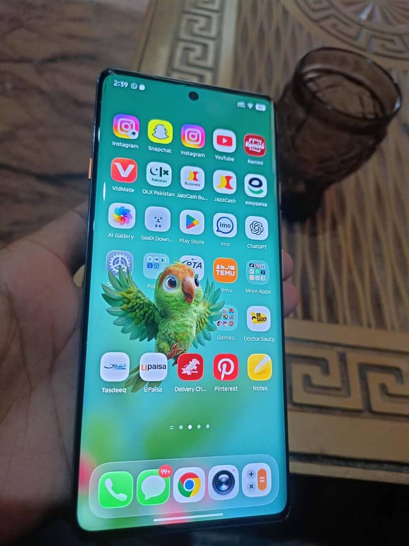 Tecno CAMON 40 Pro 12