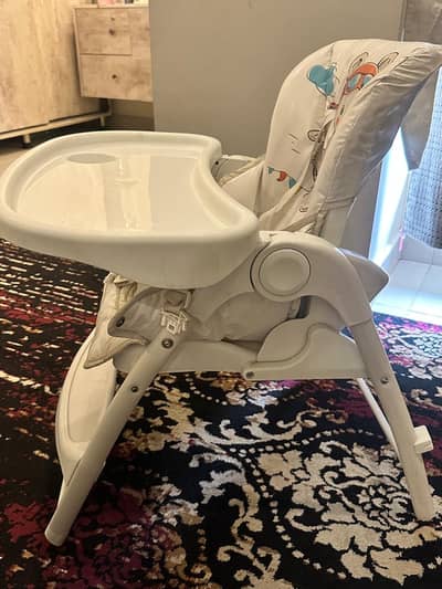 Imported baby chair with height adjustment
