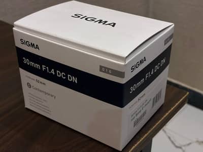 Sigma 30mm 1.4 Brand new available