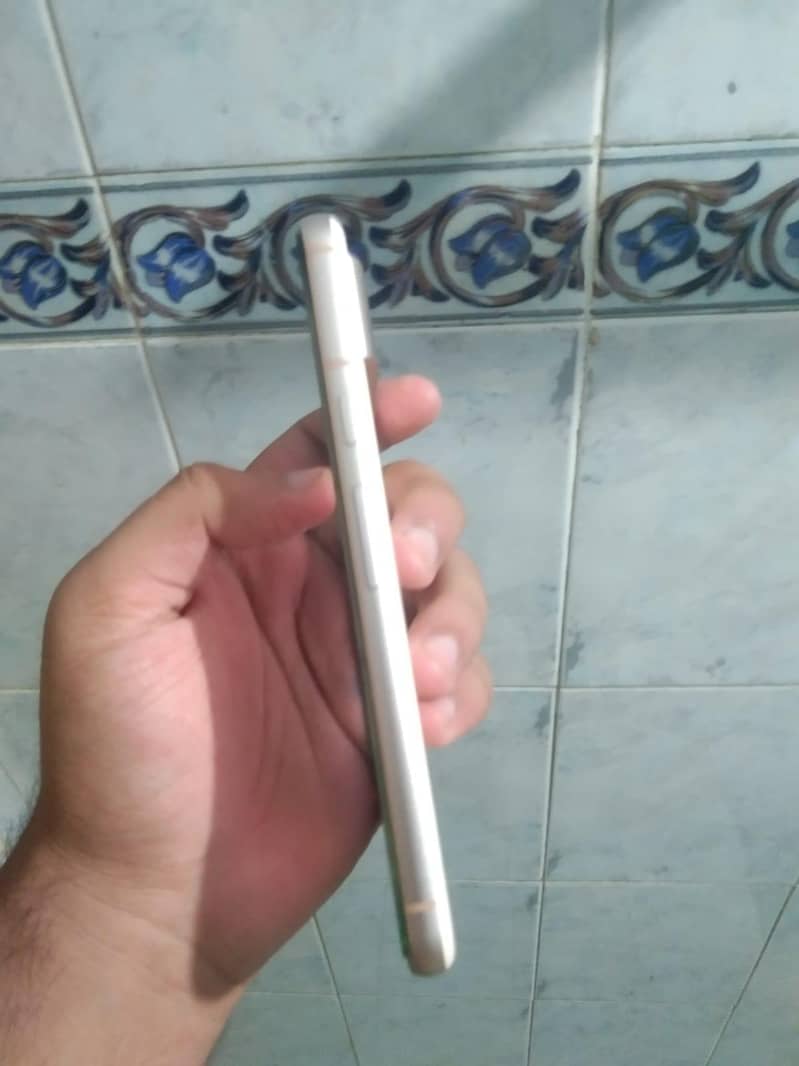 Google Pixel 8 1