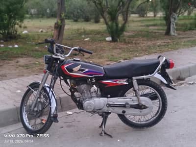 Honda 125 2016B model ful lush condition