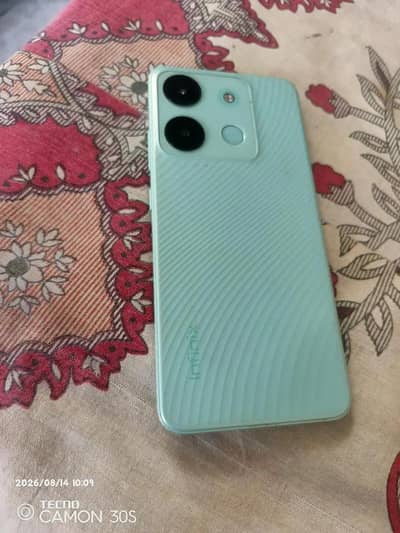 Infinix Smart 7 4+3/64 with charger