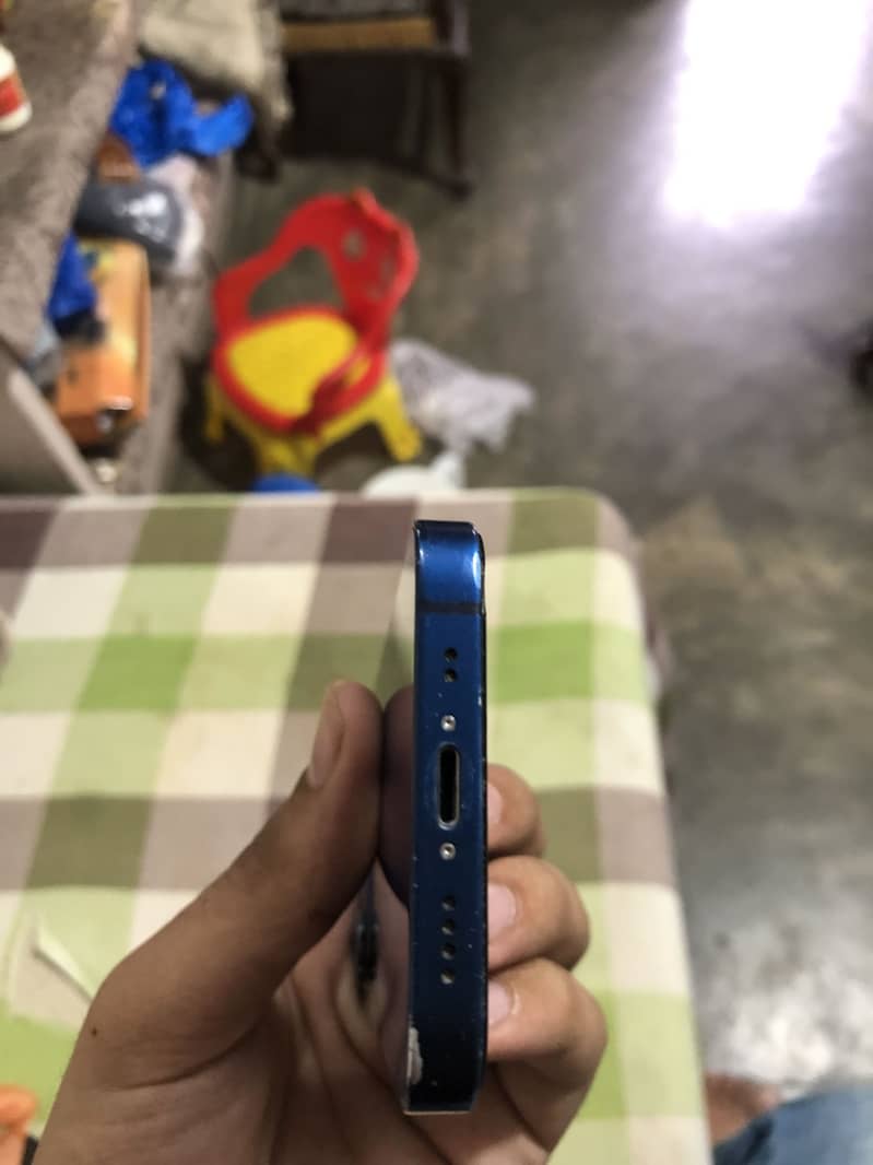 Apple iPhone 12 mini 2