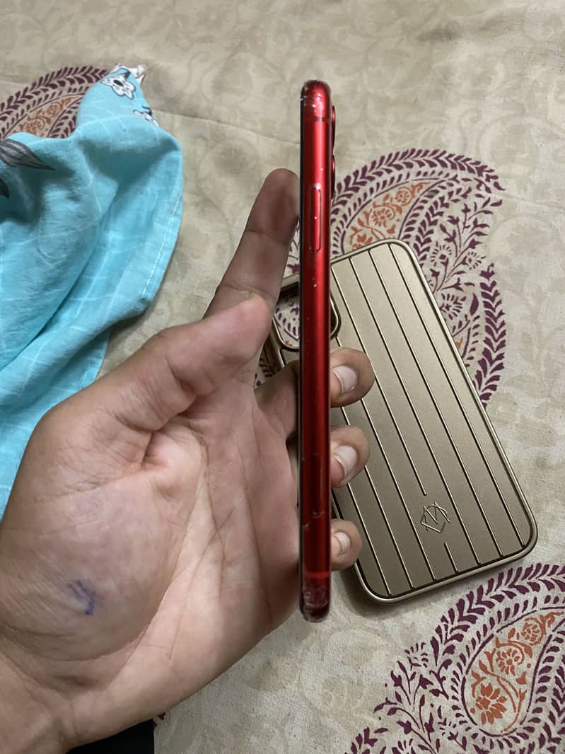 Apple iPhone 11 2