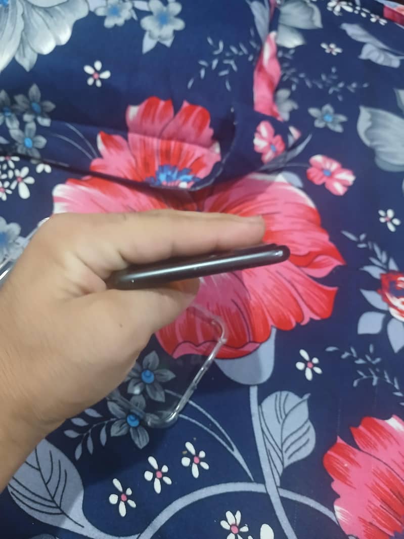 Apple iPhone 7 Plus 4