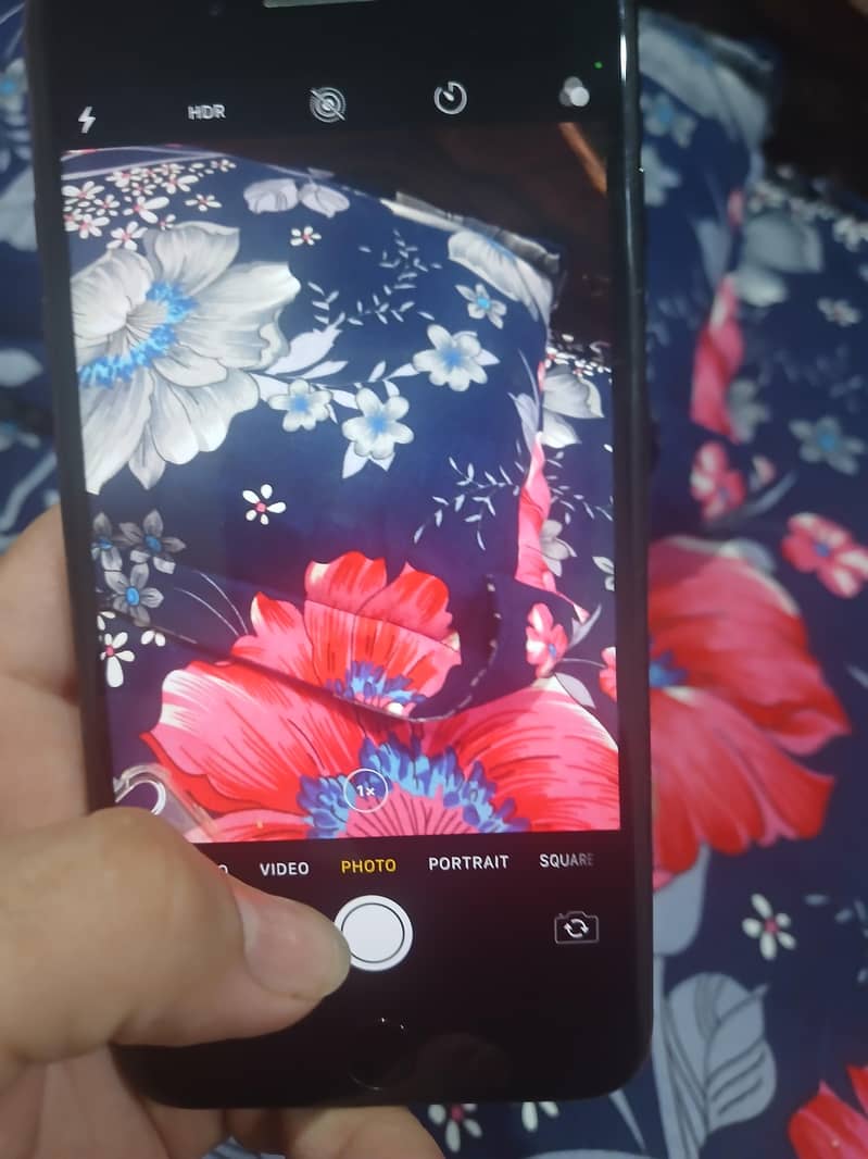 Apple iPhone 7 Plus 5
