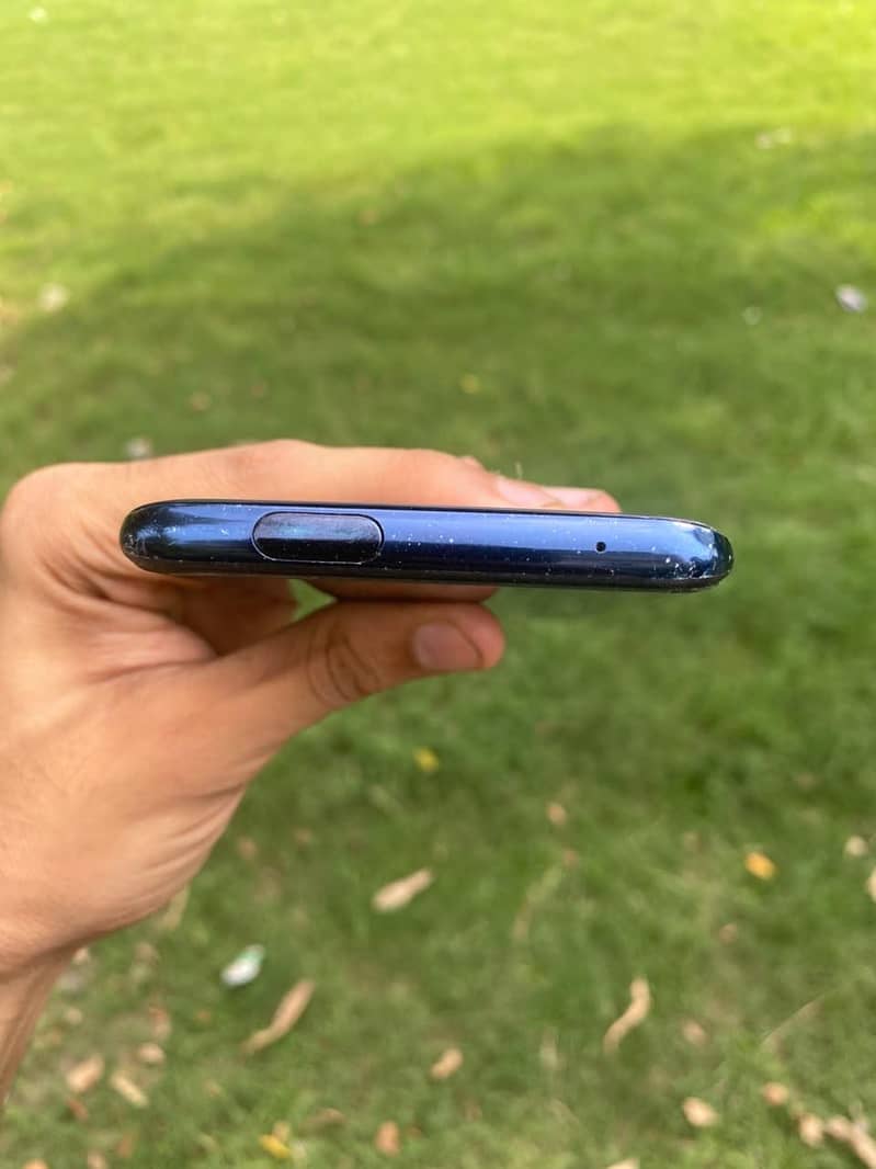 One Plus 7 Pro 3