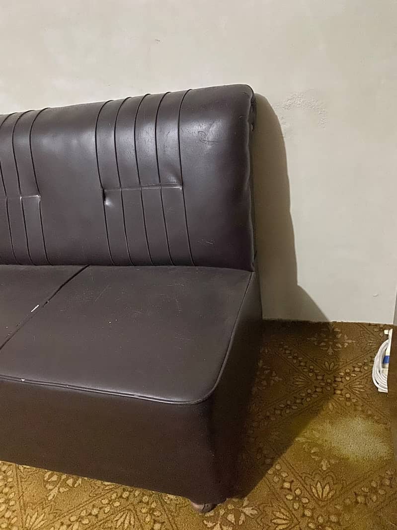 Sofa 2 seater 1