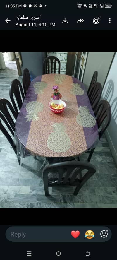 A well maintenaned dining Table for sale