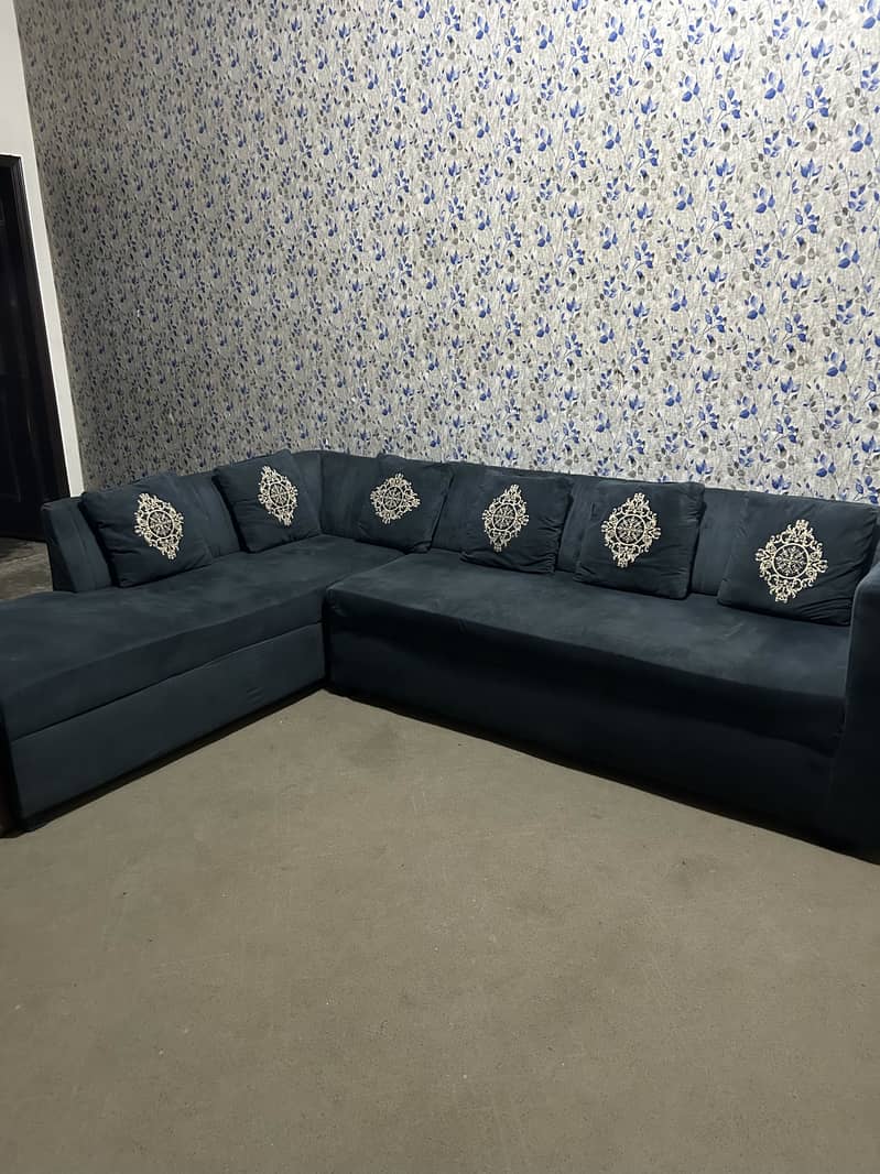 Sofa set 0