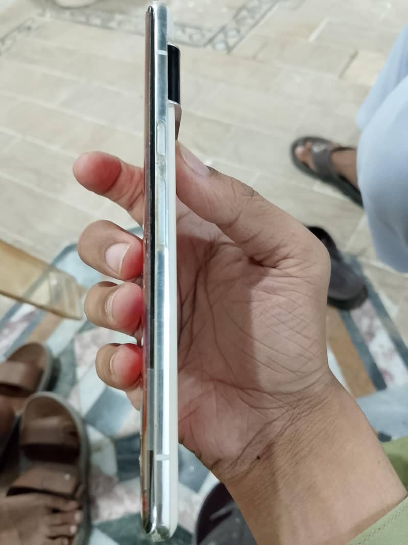 Google Pixel 6 Pro 2