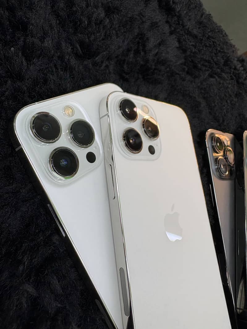 Apple iPhone 13 pro max 5
