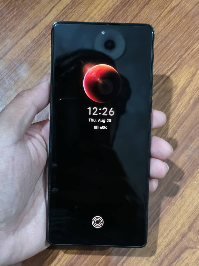 Tecno CAMON 30 7