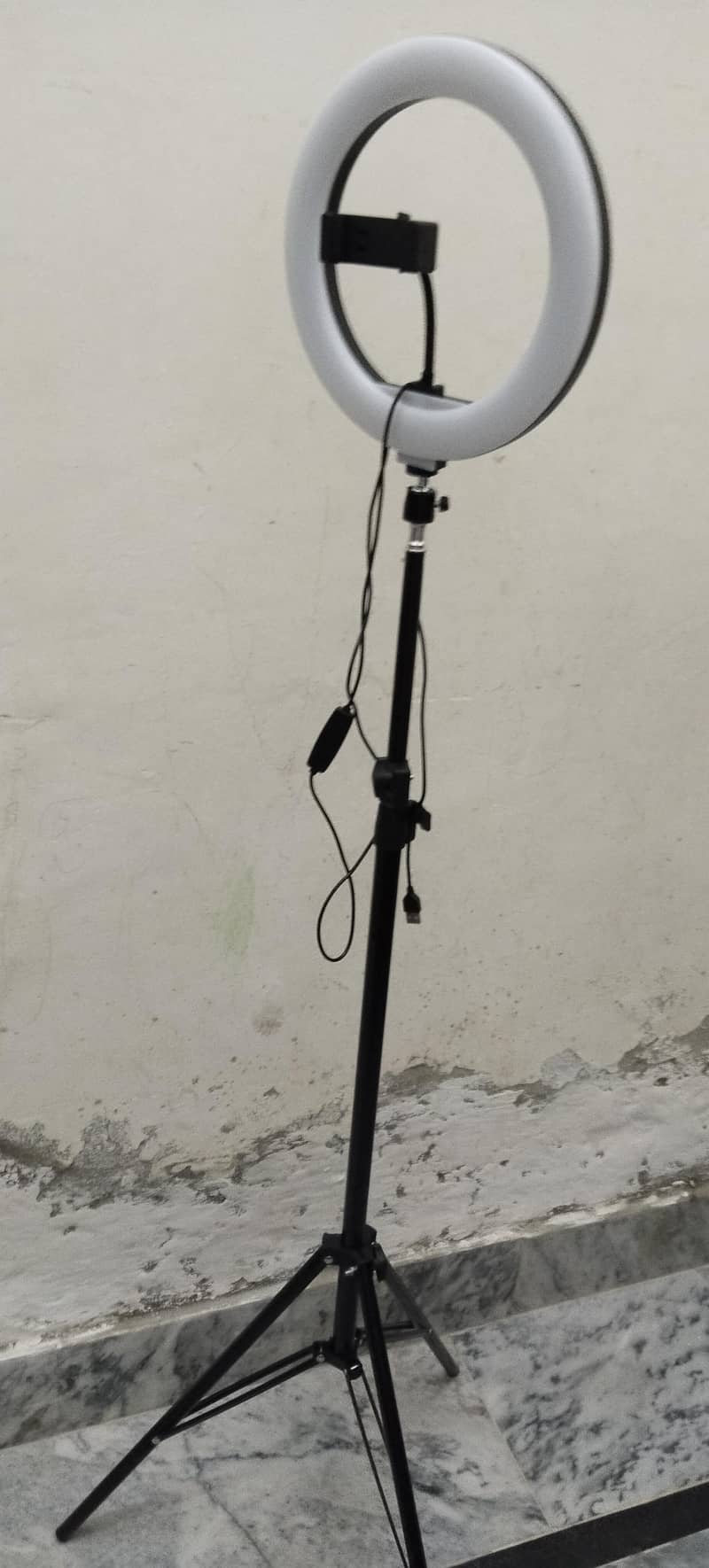 ring light stand 0