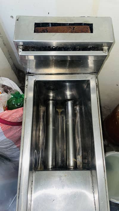 Urgent Sale Fryer in low price