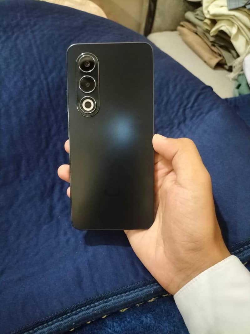 Itel S25 1
