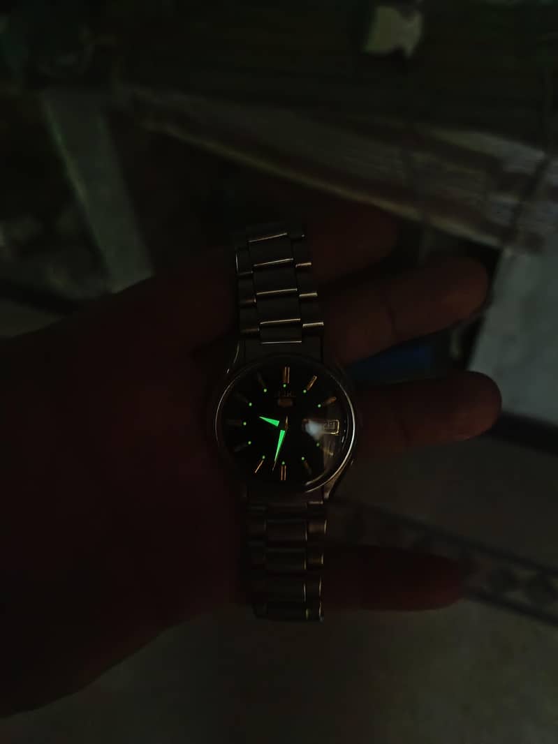 Seiko Automatic ,Black dial 3