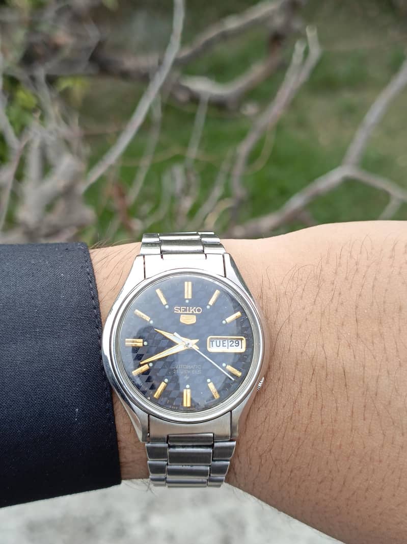 Seiko Automatic ,Black dial 6