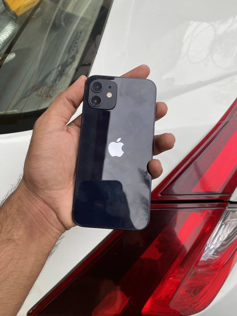 Apple iPhone 12 10