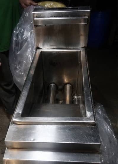 Urgent Sale Fryer in low price