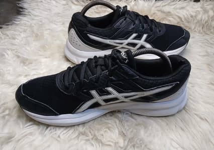 Asics jolt 3 running
