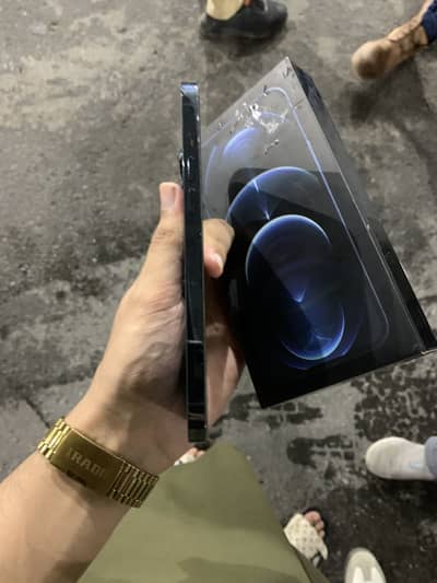 12 Pro Max non pta factory unlock 256 Gb with Box