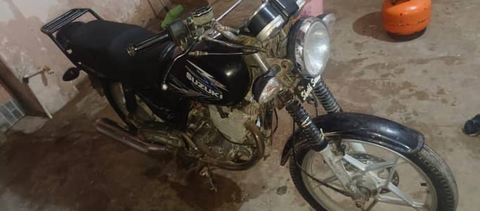 Suzuki 150cc GS spacial edition 29-11-2016 model