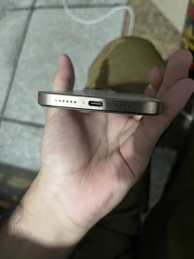 Apple iPhone 16 Pro Max