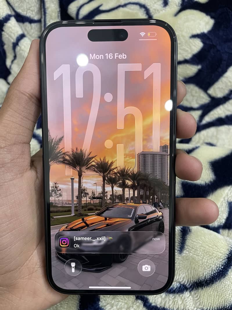 Apple iPhone 16 1