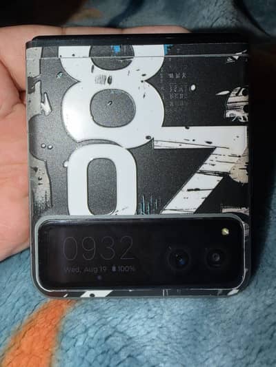 Motorola razr 40