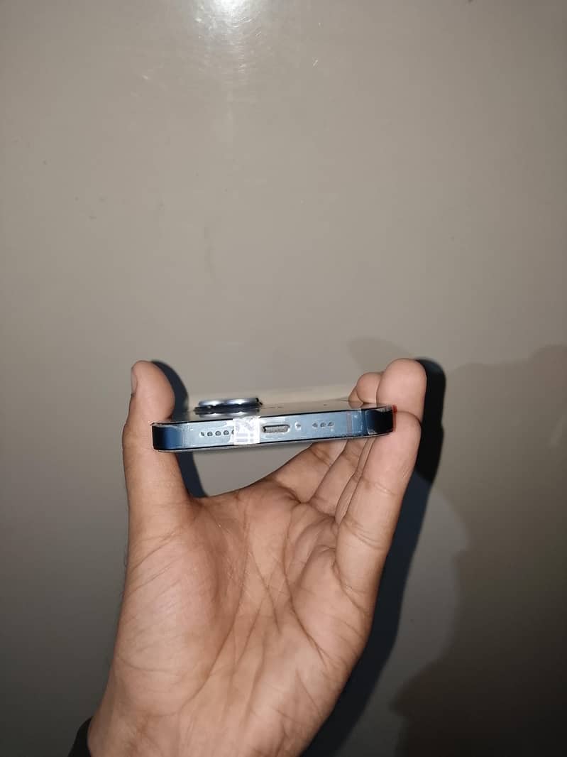 Apple iPhone 14 2