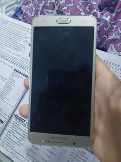 Samsung Mobile J7