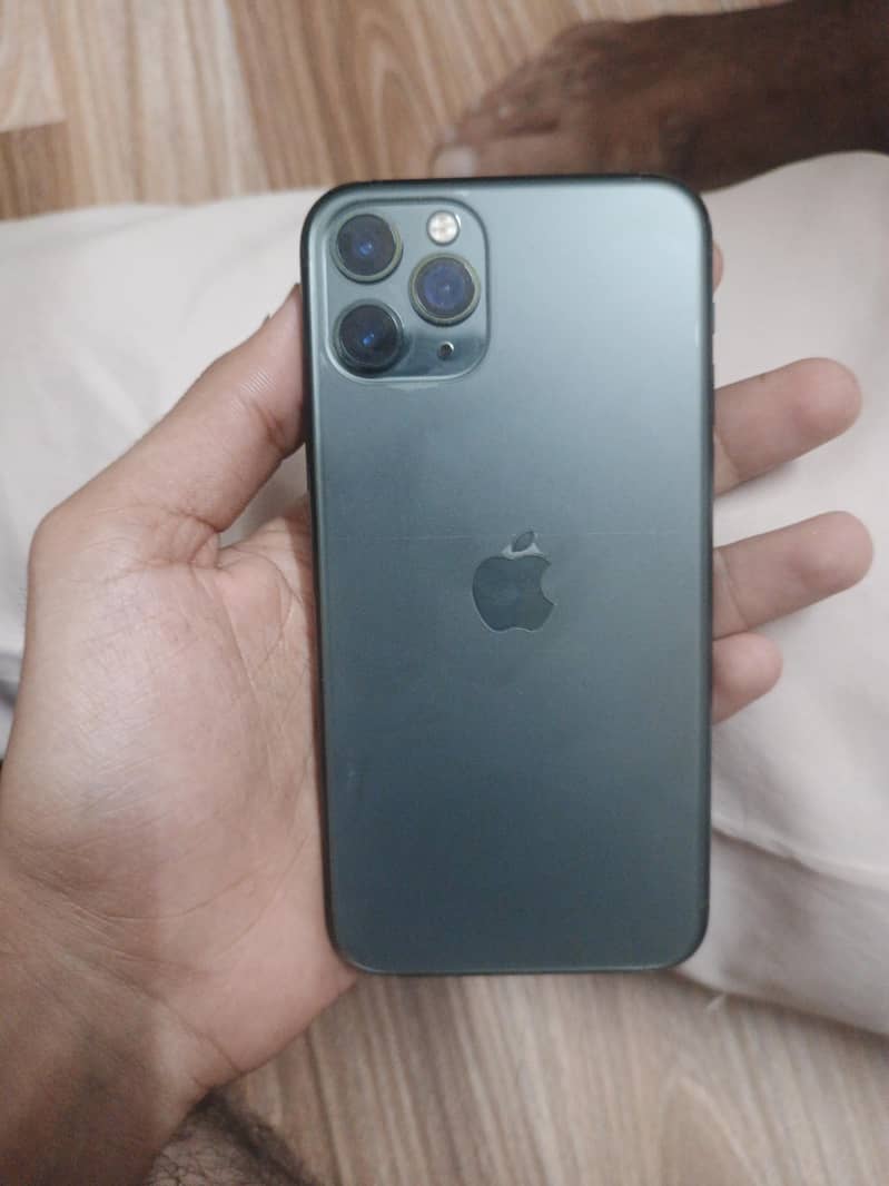 Apple iPhone 11 Pro 1