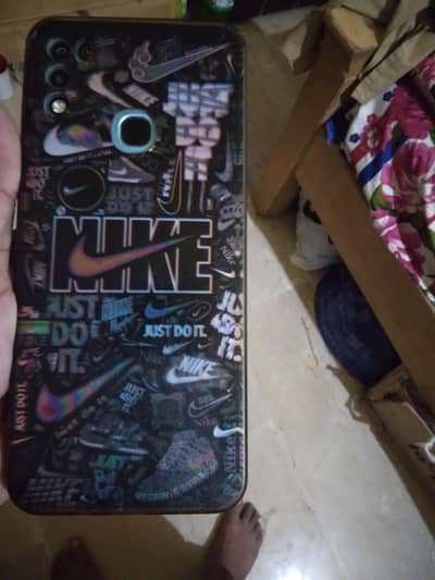 Infinix Hot 10