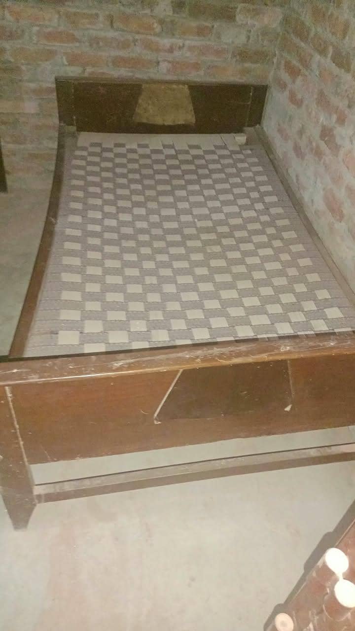 3 beds 3